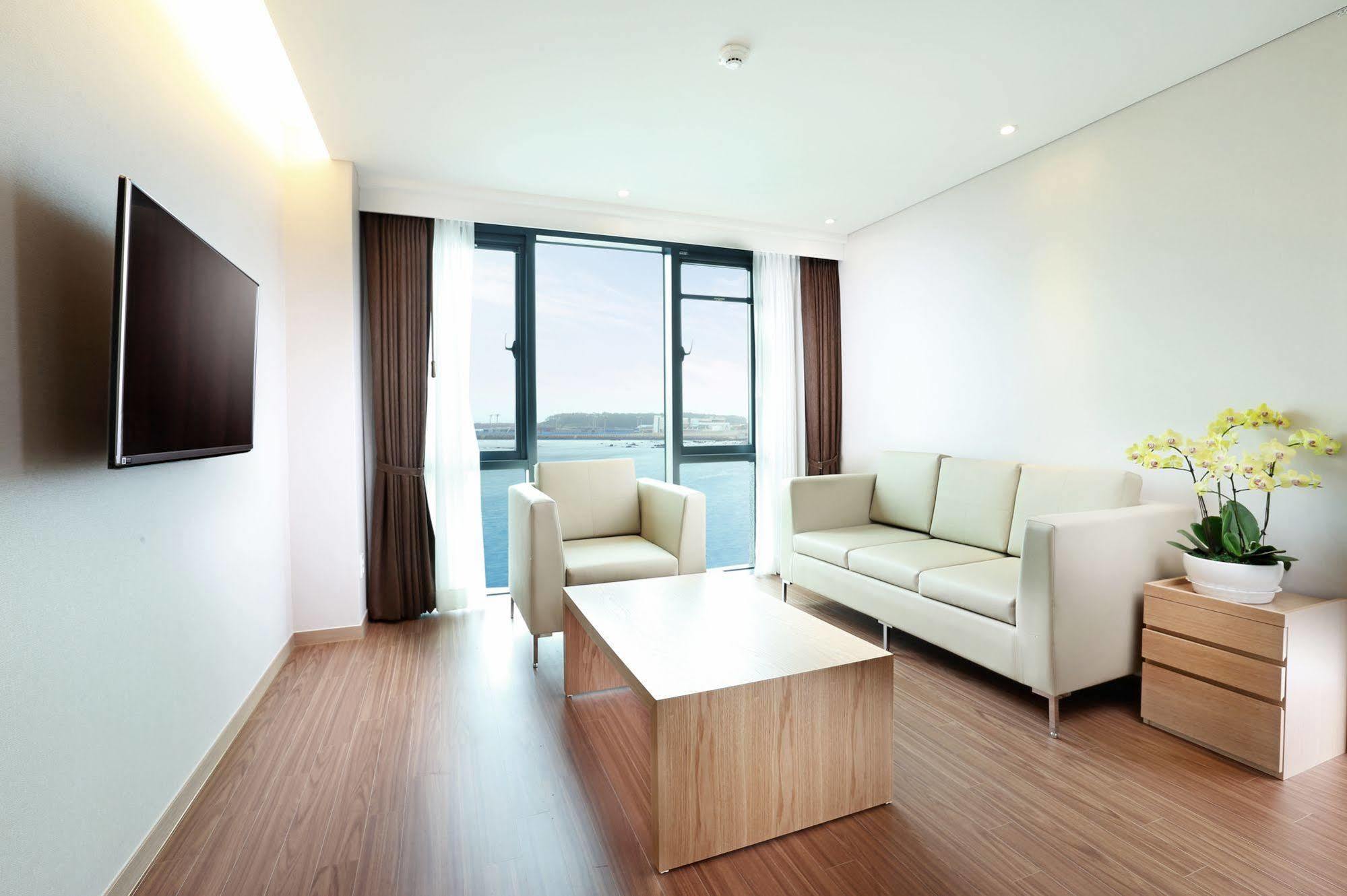 Hotel Fine Seogwipo Esterno foto