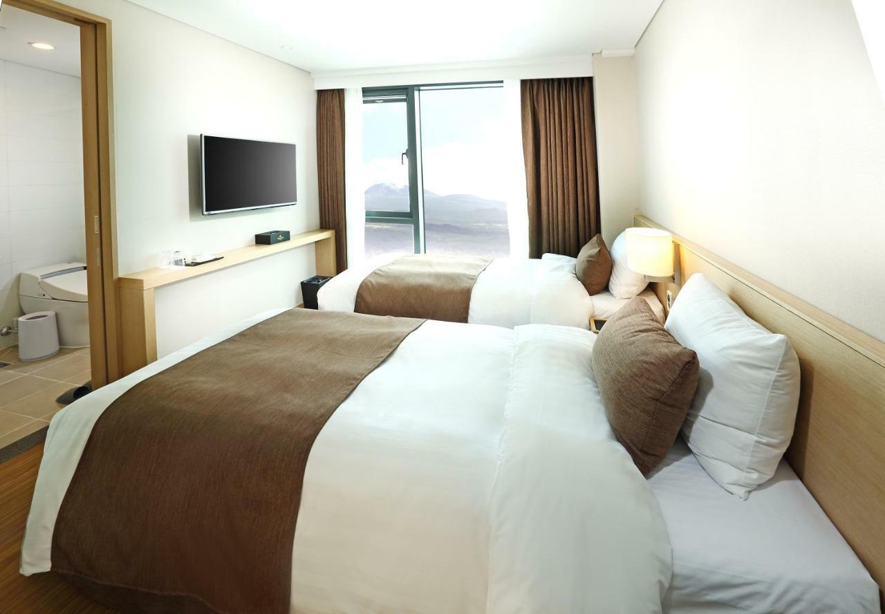 Hotel Fine Seogwipo Esterno foto